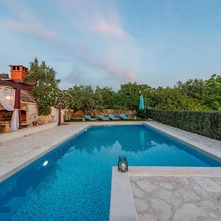 Noa Zadarvillas Villa *