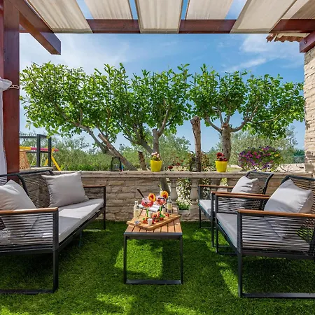 Noa Zadarvillas * Zadar