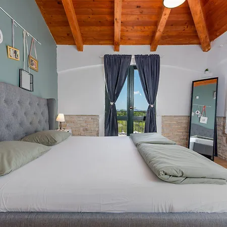 Noa Zadarvillas 빌라 자다르